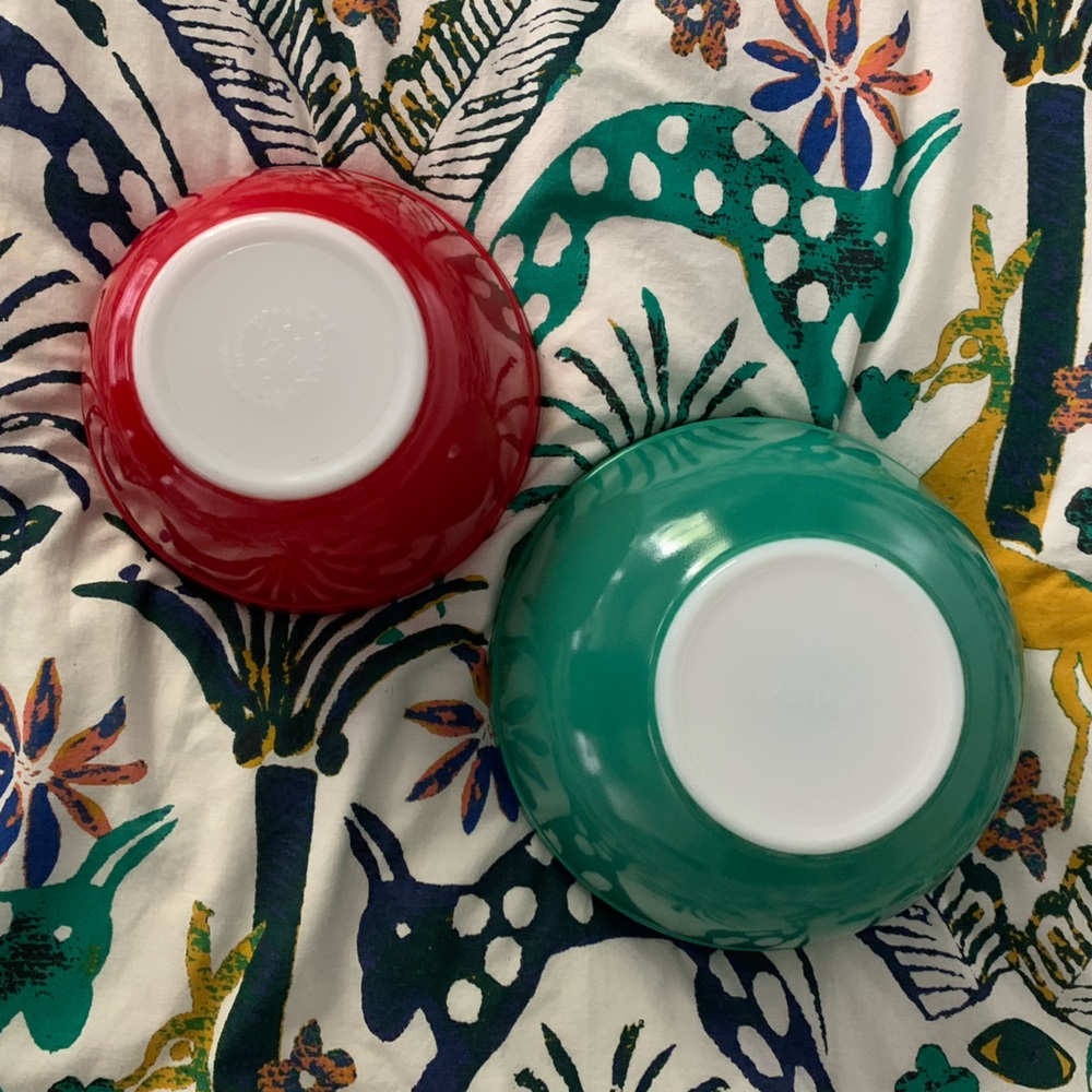 Pyrex //Green and Red Primary Vintage Color Mixing Bowls
